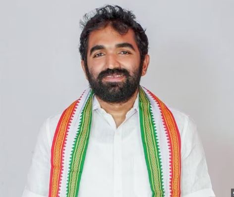 പ്രിയപ്പെട്ട മുഖ്യമന്ത്രി, അങ്ങെടുത്തത് ധീരമായ നിലപാട്; സഹായങ്ങള്‍ ഞങ്ങള്‍ മറക്കില്ല; ചാണ്ടി ഉമ്മന്‍