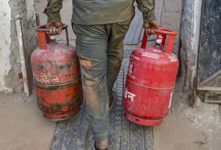 തിരക്ക് വേണ്ട!; പാചകവാതകത്തിന് ബയോമെട്രിക് മസ്റ്ററിങ്, ചെയ്യേണ്ടത് ഇത്രമാത്രം