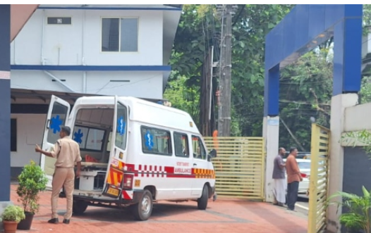 ആശുപത്രി ജനറേറ്ററിലെ പുക ശ്വസിച്ചു; സ്കൂളിലെ വിദ്യാർത്ഥികൾ ആശുപത്രിയിൽ