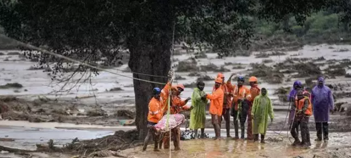 ബെയിലി പാലം നിർമാണം പുരോഗമിക്കുന്നു; നിർമിക്കുന്നത് 85 അടി നീളമുള്ള പാലം