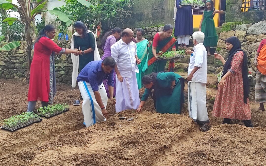 ‘ഓണത്തിന് ഒരു മുറം പൂവ്’ പദ്ധതിയുടെ ഉദ്ഘാടനം നടന്നു