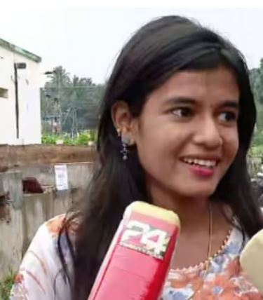 ‘കുട്ടിയെ തിരിച്ചു കിട്ടിയതില്‍ സന്തോഷം, ഫോട്ടോ വെറുതെ എടുത്തുവെച്ചത്’