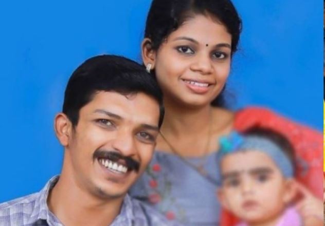 ദുരന്തമുഖത്ത് രക്ഷപ്പെട്ട പിഞ്ചുകുഞ്ഞുങ്ങൾക്ക് മുലപ്പാൽ നൽകുവാൻ തയ്യാറായ കുടുംബത്തെ അഭിനന്ദിച്ച് രാഹുൽ മാങ്കൂട്ടത്തിൽ