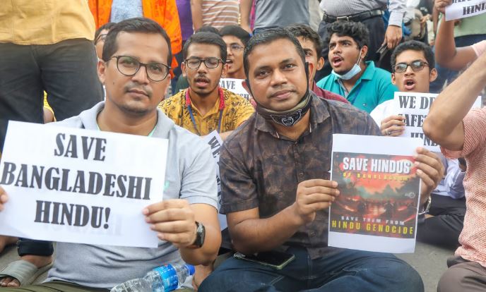 ബംഗ്ലാദേശില്‍ ഹിന്ദുക്കള്‍ക്കു നേരെ കടുത്ത ആക്രമണം; സുരക്ഷ ഉറപ്പാക്കണമെന്ന് സിപിഎം