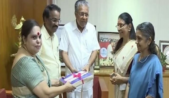 ഹേമ കമ്മീഷന്‍ റിപ്പോര്‍ട്ട് ഇന്ന് പുറത്തുവിടില്ല; ഹൈക്കോടതി തീരുമാനത്തിന് കാത്ത് സര്‍ക്കാര്‍
