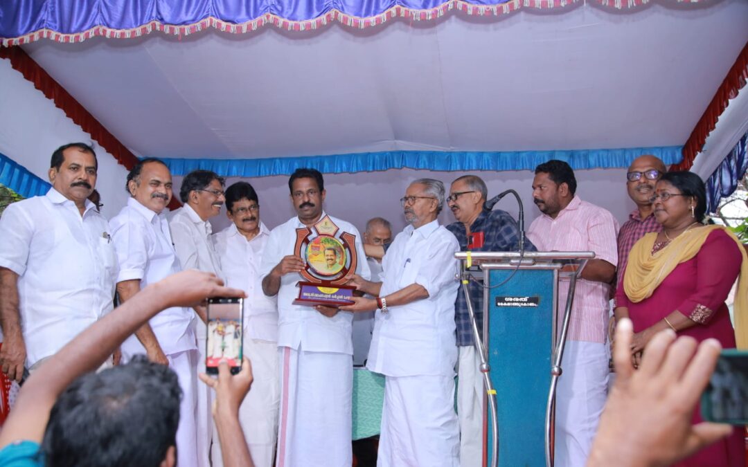 സി.മോഹനചന്ദ്രൻ അനീതിക്കെതിരെ പോരാടിയ ജനകീയ  നേതാവെന്ന് എൻ പീതാംബര കുറുപ്പ്