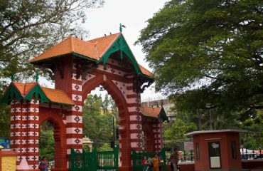 തിരുവനന്തപുരം മൃഗശാലയിൽ നിന്ന് മൂന്ന് ഹനുമാൻ കുരങ്ങുകൾ കൂട്ടിൽ നിന്ന് പുറത്തുചാടി