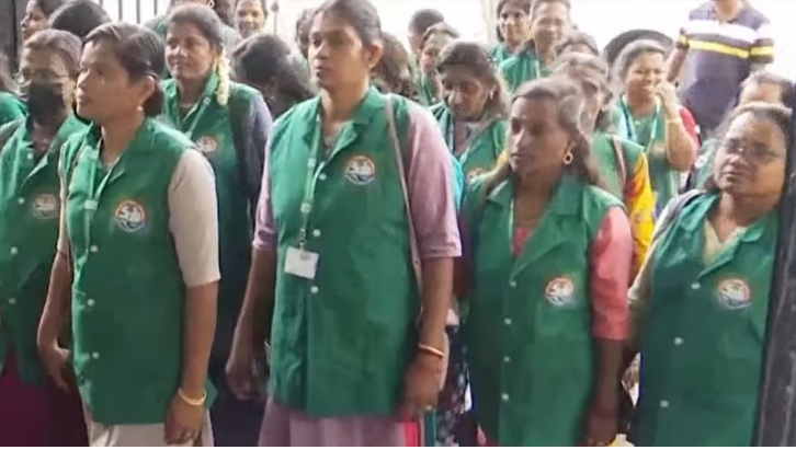 കുടുംബശ്രീ ഹരിതകര്‍മ സേനാംഗങ്ങള്‍ക്ക് ഉത്സവ ബത്തയായി 1000 രൂപ പ്രഖ്യാപിച്ചു