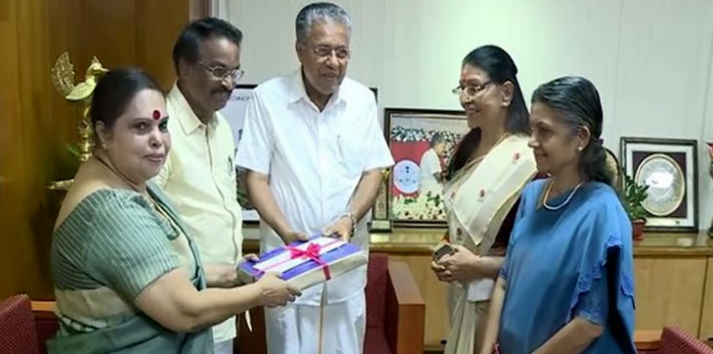 ഹേമ കമ്മീഷന്‍: ദേശീയ വനിതാ കമ്മീഷന്‍ കേരളത്തിലേക്ക്