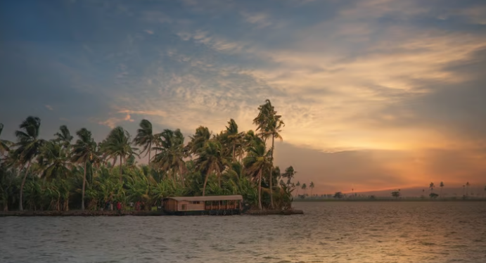 രാജ്യത്തെ മികച്ച ടൂറിസം വില്ലേജുകളായി കുമരകവും കടലുണ്ടിയും; കേരളത്തിന് അഭിമാന നേട്ടം