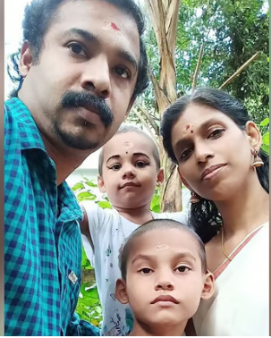 ചോറ്റാനിക്കരയിൽ നാലം​ഗ കുടുംബം മരിച്ച നിലയിൽ
