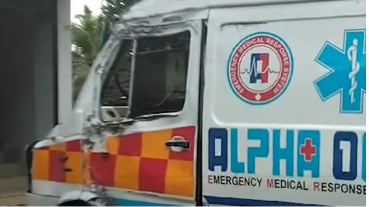 കോട്ടയത്ത് രോഗിയുമായ പോയ ആംബുലന്‍സ് വിട്ടിലേക്ക് ഇടിച്ചുകയറി; രോഗി മരിച്ചു