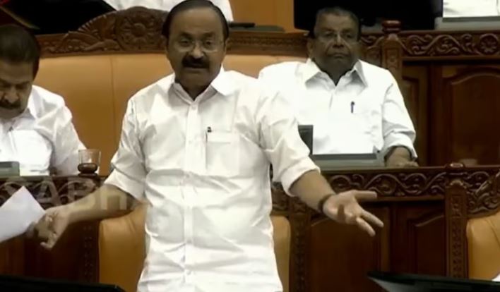 ഹേമ കമ്മിറ്റി റിപ്പോര്‍ട്ടില്‍ അടിയന്തര പ്രമേയത്തിന് അനുമതിയില്ല; നിയമസഭ കൗരവസഭയായി മാറുകയാണോ?; വി ഡി സതീശന്‍