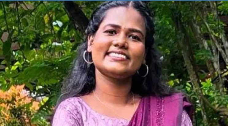 അമ്മുവിന്റെ മരണം: മൂന്ന് പ്രതികളെയും പോലിസ് കസ്റ്റഡിയിൽ വിട്ടു