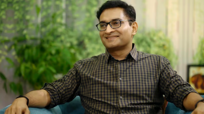 ‘കര്‍ഷകനാണ്… കള പറിക്കാന്‍ ഇറങ്ങിയതാ…’; പോസ്റ്റുമായി വീണ്ടും പ്രശാന്ത്