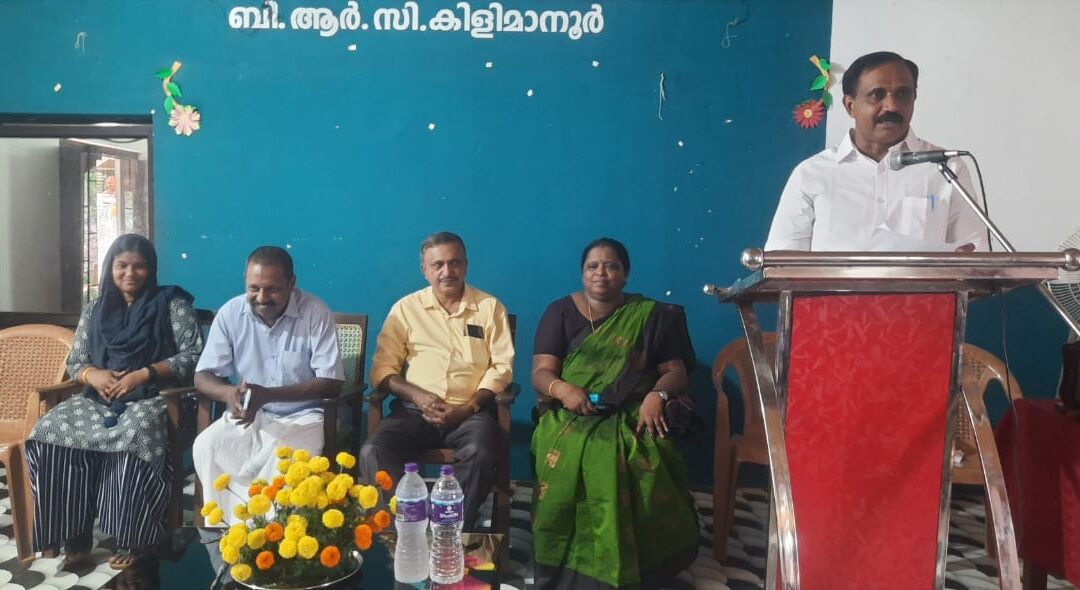 ഉപജില്ല കലോത്സവ – ശാസ്ത്രമേള പ്രതിഭകളെ ആദരിച്ചു