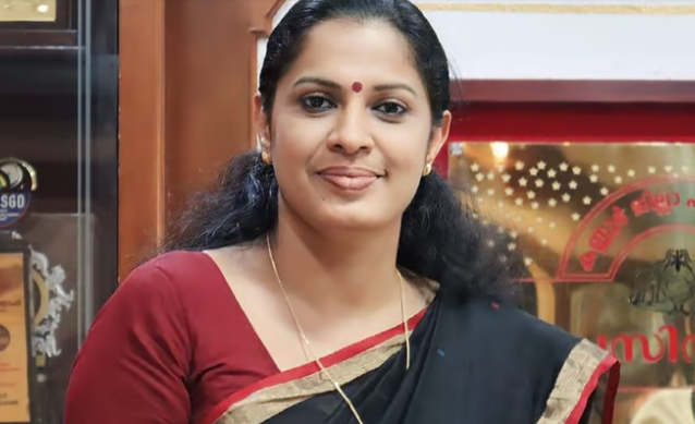അന്വേഷണസംഘം ആവശ്യപ്പെടുമ്പോള്‍ ഹാജരായാല്‍ മതി; പിപി ദിവ്യയുടെ ജാമ്യ ഉപാധികളില്‍ ഇളവ്