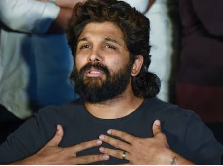 പുഷ്പ 2 പ്രീമിയര്‍ ഷോയ്ക്കിടെ യുവതി മരിച്ച സംഭവം; നരഹത്യ കേസിൽ ജാമ്യം തേടി അല്ലു അർജുൻ