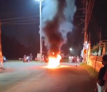 ഓടിക്കൊണ്ടിരുന്ന ബൈക്കിന് തീപിടിച്ചു; യുവാവിന് ദാരുണാന്ത്യം