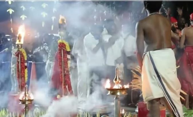 ഭക്തിസാന്ദ്രമായ അന്തരീക്ഷത്തില്‍ മലദൈവങ്ങളുടെ പ്രീതിക്കായി ഗുരുതി പൂജ; ഇന്ന് ശബരിമല നട അടയ്ക്കും