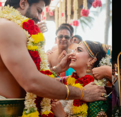 ‘ഒളിച്ചോടേണ്ടി വരുമെന്ന് പേടിച്ചു’; വെളിപ്പെടുത്തി കീര്‍ത്തി സുരേഷ്