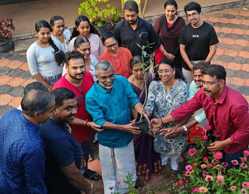 എം.ടി: ഓർമ്മമരം നട്ടു