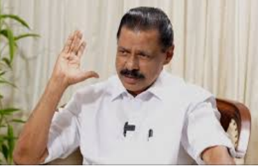 നടുറോഡില്‍ പാര്‍ട്ടി സമ്മേളനം; എം വി ഗോവിന്ദന്‍ 12 ന് ഹാജരാകണം: ഹൈക്കോടതി
