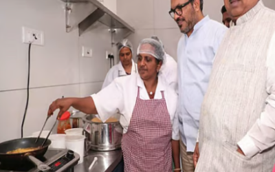 ‘കപ്പയും മത്തി വറുത്തതും ചിക്കന്‍ കറിയും കൂട്ടി ഒരു പിടി’; ഇനി ഇന്ത്യ ഗേറ്റിലും കുടുംബശ്രീ രുചി
