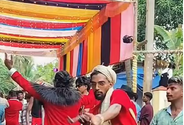 ഉത്സവത്തിനിടെ എയര്‍ഗണ്ണുമായി യുവാവിന്‍റെ അഭ്യാസം; കയ്യോടെ പിടികൂടി പൊലീസ്