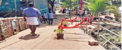 പാപനാശം തീരത്തെ ഇരുമ്പുനടപ്പാലം വീണ്ടും അപകടാവസ്ഥയിലായി