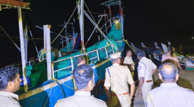ലഹരി ഉപയോഗം; തിരുവനന്തപുരത്ത് തീരപ്രദേശങ്ങളിലും ബോട്ട് ലാൻഡിംഗ് ഏരിയ കളിലും പൊലീസിന്റെ വ്യാപക റെയ്ഡ്