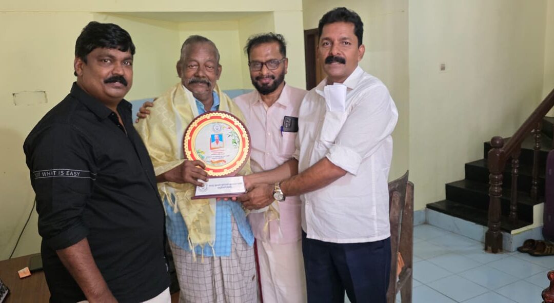 മുതിർന്ന വ്യാപാരികളെ ആദരിച്ചു കേരള വ്യാപാരി വ്യവസായി ഏകോപനസമിതി ആറ്റിങ്ങൽ യൂണിറ്റ്