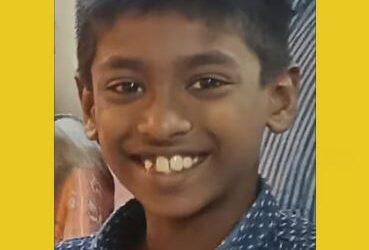 കുടുംബത്തോടൊപ്പം മരത്തണലിൽ ഭക്ഷണം കഴിക്കുന്നതിനിടെ ശിഖരം ഒടിഞ്ഞു വീണു; 13കാരൻ മരിച്ചു