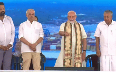 വിഴിഞ്ഞം തുറമുഖം പ്രധാനമന്ത്രി നാടിന് സമര്‍പ്പിച്ചു, വികസന കുതിപ്പില്‍ കേരളം