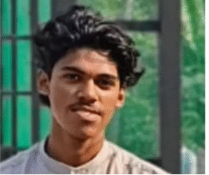 കൊല്ലത്ത് ഇത്തിക്കരയാറ്റിൽ വീണ് പ്ലസ് ടു വിദ്യാർഥി മുങ്ങി മരിച്ചു