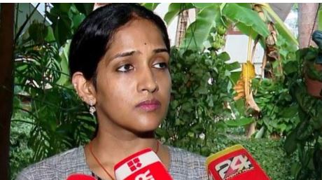 ‘അമ്മയുടെ സിന്ദൂരം മായ്ച്ച തീവ്രവാദത്തിനുള്ള മറുപടി’; ഇന്ത്യയുടെ തിരിച്ചടിയില്‍ അഭിമാനമെന്ന് രാമചന്ദ്രന്റെ മകള്‍