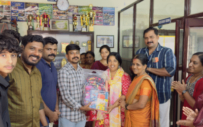 ഹരിശ്രീ സാംസ്കാരിക സംഘടനയുടെ നേതൃത്വത്തിൽ വിദ്യാർത്ഥികൾക്ക് പഠനോപകരണങ്ങൾ വിതരണം ചെയ്തു