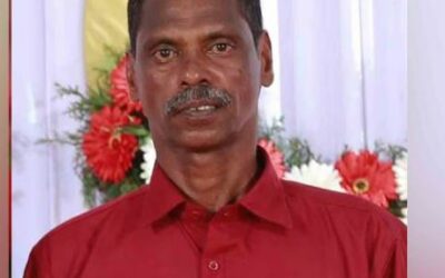 വീടിന് തീയിട്ട് ഗൃഹനാഥന്‍, അയല്‍ക്കാരെത്തി തീ അണയ്ക്കുന്നതിനിടെ മരത്തില്‍ തൂങ്ങി, മകന് പൊള്ളലേറ്റു