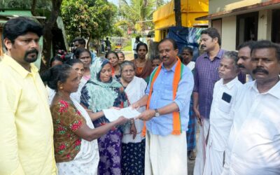 അഞ്ചുതെങ്ങിൽ സുനാമി പദ്ധതിപ്രകാരം നിർമ്മിച്ച വാസയോഗ്യമല്ലാത്ത വീടുകൾ വി മുരളീധരൻ സന്ദർശിച്ചു