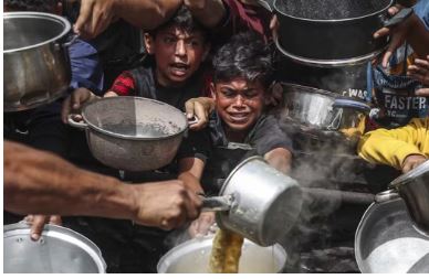 ഭക്ഷണം കാത്തുനില്‍ക്കുന്നവര്‍ക്ക് നേരെ ഇസ്രാഈല്‍ ആക്രമണം; ഗസ്സയില്‍ 37 പേര്‍ കൊല്ലപ്പെട്ടു