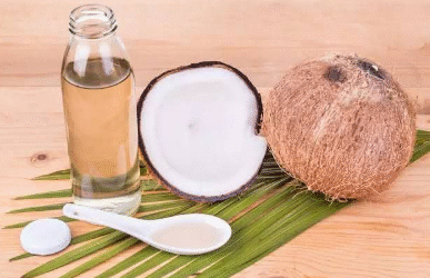 വെളിച്ചെണ്ണ പൊള്ളുന്നു; കിലോയ്ക്ക് വില 450 രൂപ കടന്നു