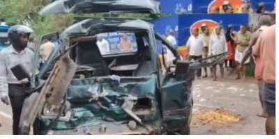 കല്ലമ്പലം പുതുശ്ശേരിമുക്ക് ഇടവൂർ കൊണത്ത് വാഹനങ്ങൾ കൂട്ടിയിടിച്ചു