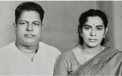 ‘ഇന്ന് അച്ഛന്റെയും അമ്മയുടെയും വിവാഹ വാര്‍ഷികം..’, കുറിപ്പുമായി വിഎസിന്റെ മകന്‍