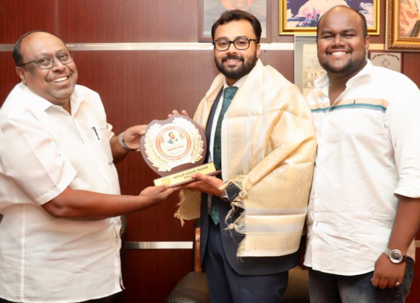 പ്രവാസി ഇന്ത്യക്കാരുടെ വോട്ടിംഗ് വേഗം നടപടി വേണം : ജെ.കെ മേനോൻ