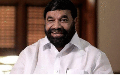 ‘ആരോഗ്യമന്ത്രി ഉരുട്ടിയിട്ടതാണോ’, പ്രതിഷേധങ്ങളെ പരിഹസിച്ച് മന്ത്രി വി എന്‍ വാസവന്‍