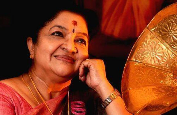 മലയാളത്തിന്‍റെ വാനമ്പാടിക്ക് 62-ാം പിറന്നാള്‍; കെ എസ് ചിത്രയ്ക്ക് ആശംസകളുമായി ആരാധകര്‍