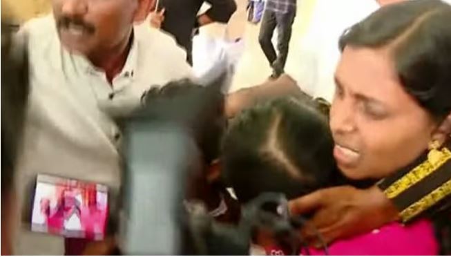അമ്മയെത്തി; പൊന്നുമോനെ യാത്രയാക്കാന്, മിഥുന് വിട നല്കാന് നാട്