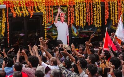 വിഎസിനെതിരെ അധിക്ഷേപം: നീലേശ്വരം സ്വദേശിക്കെതിരെ കേസ്; കാസര്‍കോട് പരാതി മൂന്നായി