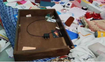 കണിയാപുരത്ത് വീട്ടിലും ക്ഷേത്രത്തിലും കവർച്ച