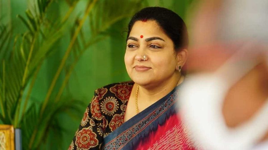 ഖുശ്ബു ബിജെപി ഉപാധ്യക്ഷ; നടന്‍ വിജയിന് സഖ്യത്തിലേക്ക് ക്ഷണം